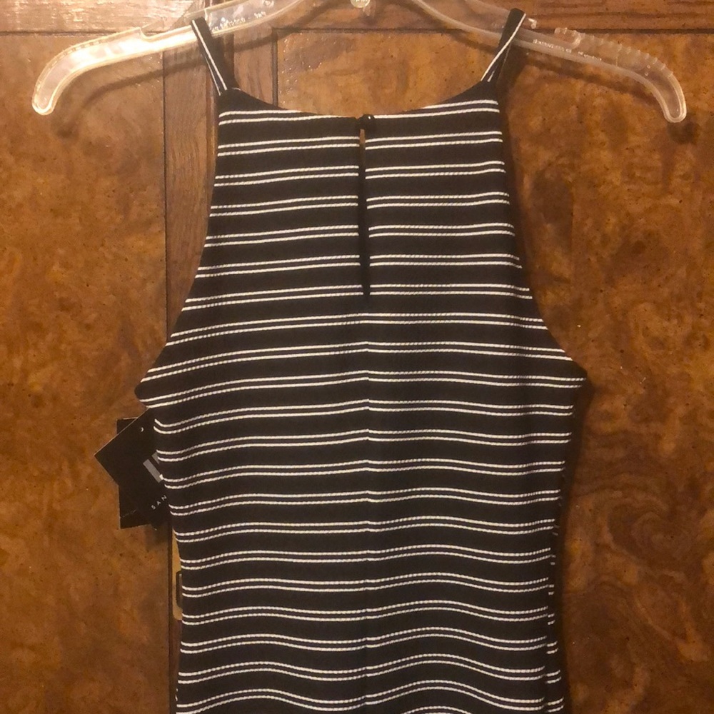 Summer Dress - Picture 4 of 8